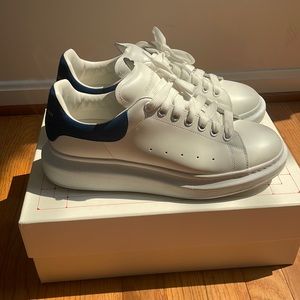 Alexander McQueen oversized leather platform sneakers
